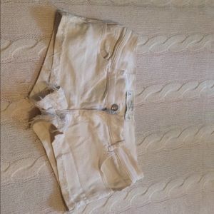 GILLY HICKS white denim shorts raw foldover hem